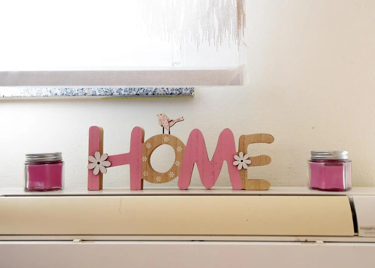 Beautiful Apartment Butterfly With Free Parking Pula