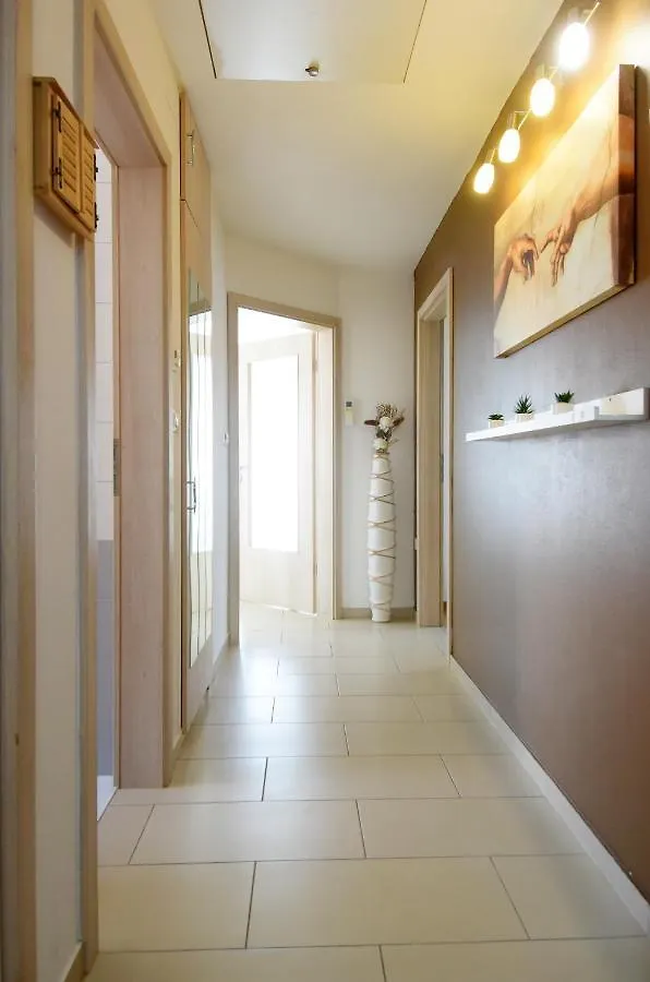 Beautiful Apartment Butterfly With Free Parking Pula